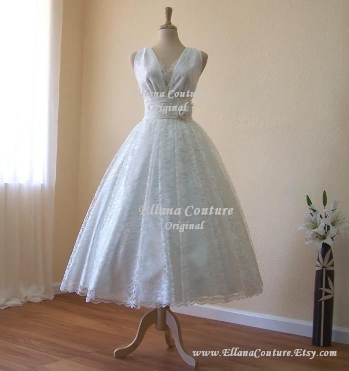 Retro Style Bridal Gown Ivory Lace Tea Length Wedding Dress Vintage Look